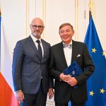 Tři osobnosti jihočeského školství převzaly medaile ministerstva školství
