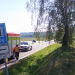 U Kostelce nad Vltavou se střetla motorka s autem. K nehodě letěl vrtulník