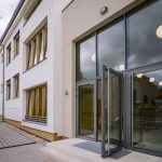 Hluboká otevírá největší investici ve své historii. Děti přivítal nový školní pavilon