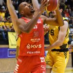 Výborný začátek Sršňům nestačil! Pardubice nastartoval Bonham