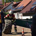 VIDEO: Ve Volyni slavili dvacetiletí své soutěže železných hasičů. Pojali to trochu v retro stylu