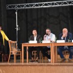 VIDEO: V Chýnově to chvílemi jiskřilo. Kompletní záznam předvolební debaty