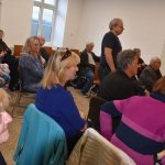 Koncert sboru nevidomých a slabozrakých v Táboře zpestřil recitál akordeonisty Járy Pokuty. Zazpíval i vozíčkář Josef Čechtický