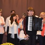 Koncert sboru nevidomých a slabozrakých v Táboře zpestřil recitál akordeonisty Járy Pokuty. Zazpíval i vozíčkář Josef Čechtický