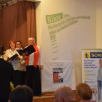 Koncert sboru nevidomých a slabozrakých v Táboře zpestřil recitál akordeonisty Járy Pokuty. Zazpíval i vozíčkář Josef Čechtický