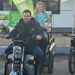 V Milevsku předváděli péči o pily i nová elektrokola. Děti tvořily z přírodnin a lidé nakupovali se slevou