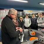 V Milevsku předváděli péči o pily i nová elektrokola. Děti tvořily z přírodnin a lidé nakupovali se slevou