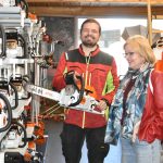 V Milevsku předváděli péči o pily i nová elektrokola. Děti tvořily z přírodnin a lidé nakupovali se slevou