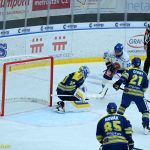 VIDEO: Hokejisté Tábora dostali od Přerova během osmi minut dva góly! Valský pak pomohl hattrickem k osmigólové náloži