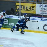 VIDEO: Dorostenci Tábora jsou po dvou domácích zápasech bez bodu. Extraligový tým se osamostatnil na dně tabulky