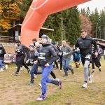 Olympionička Barbora Havlíčková rozhýbala Zadov. Kolem pěti set běžců nezastavilo mrholení ani sníh
