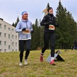 Olympionička Barbora Havlíčková rozhýbala Zadov. Kolem pěti set běžců nezastavilo mrholení ani sníh
