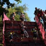 VIDEO: Cyklokrosový pohár Janev Cup odstartoval v Chýnově. Do terénu vyrazily kategorie od žáků po elitní muže