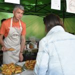 VIDEO: Jídlobraní nabídlo delikátní chutě i vůně. Do Kovářova přilákalo stovky lidí