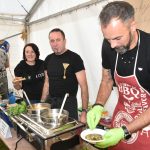 VIDEO: Jídlobraní nabídlo delikátní chutě i vůně. Do Kovářova přilákalo stovky lidí
