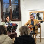 Od fotografie ke sklu: Stanislav Klváček vystavuje v plánské Galerii Fara