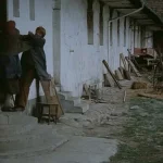 Před padesáti lety vznikal na jihu Čech legendární český film. Projděte se s námi po místech Dýmu bramborové natě
