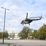 V Písku se uskutečnilo cvičení Armády ČR. Zahrnovalo i přistání vrtulníků u zimního stadionu