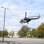 V Písku se uskutečnilo cvičení Armády ČR. Zahrnovalo i přistání vrtulníků u zimního stadionu