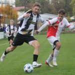 Fotbal: Malši potopily v derby vlastní chyby. Kouče Weinharda dráždí darované góly