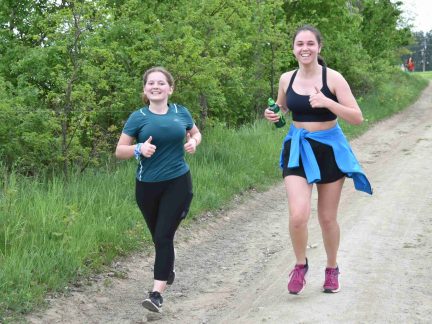 Video: V Hrazánkách se už potřetí běželo pro hospic Athelas