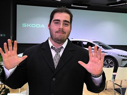 VIDEO: Student budějovické střední školy Filip Rangel získal zlatou plaketu v přehlídce České ručičky