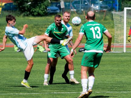 Fotbal: Jindřichův Hradec v Krumlově neudržel vedení a prohrál posedmé v řadě