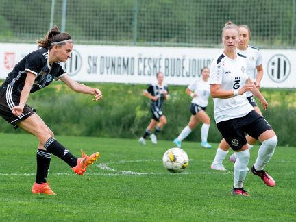 2. liga žen: Dynamo ve strhujícím závěru porazilo Hradec Králové a slaví bronz!