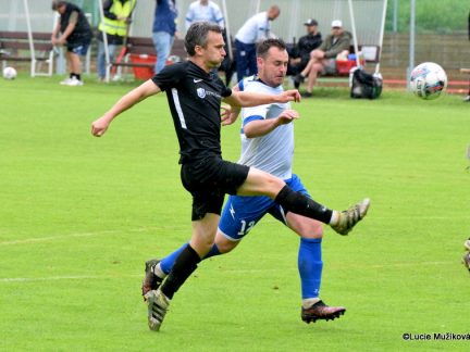 Mirovice poprvé v historii slaví výhru nad Olešníkem