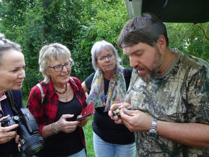 Přátelé přírody se vydali za ptačím zpěvem v Soběslavi podél Lužice