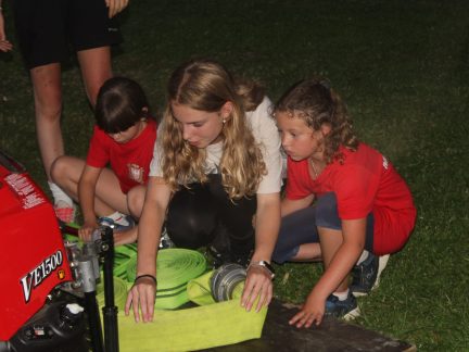 V Miroticích u Lajťáku se běhaly požární útoky v noci