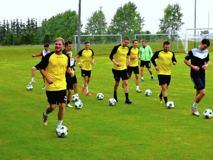 Fotbalisté Oseku zahájili letní přípravu, dorazily i posily