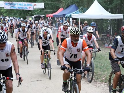 Betonový muž a žena, to je triatlon pro každého