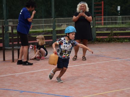 O budoucnost TFA je postaráno. Disciplíny železných hasičů si vyzkoušely ve Frymburku i děti