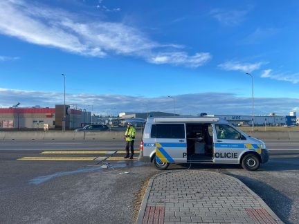 Při policejní akci v Budějovicích si mohou lidé ověřit, kolik váží jejich obytný vůz
