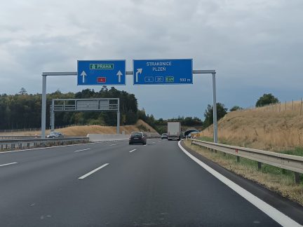 Pro agendu pokut z dálnice D4 nabral Písek tři úředníky