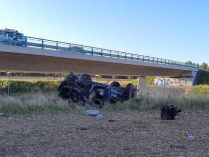 Policie hledá svědky tragické nehody, která se stala mezi obcemi Neplachov a Ševětín