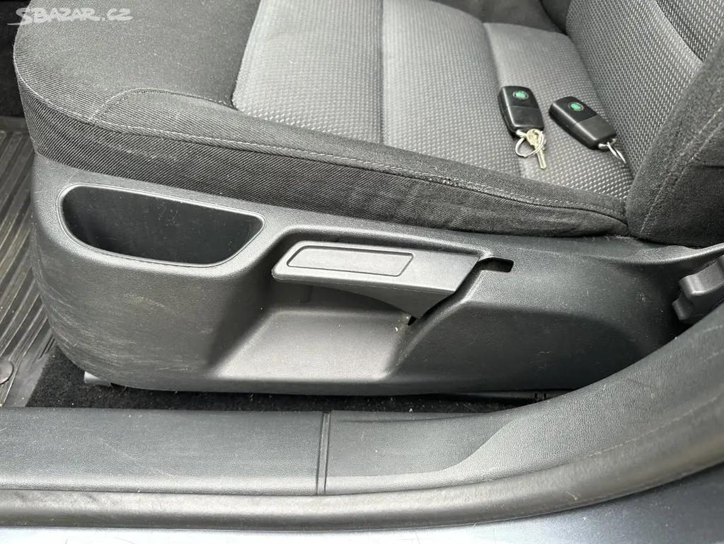 Škoda Octavia 1.9 TDI, rok 2006-6