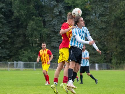 Frymburk rozhodl rychlým startem. Chvalšiny neskórovaly už tři stovky minut