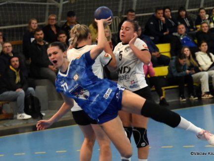 VIDEO: Písečanky rozhodly o výhře až v polovině druhé půle