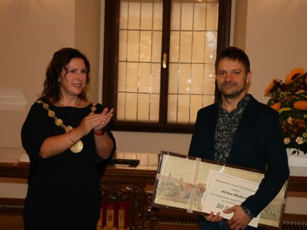 Jiří Mádl získal Cenu města České Budějovice nejen za film Vlny