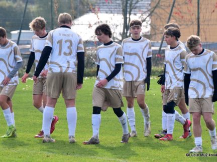 Dorost Hradiště si poradil s Dražejovem a vede tabulku