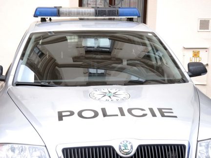 Čelní srážka uzavřela v noci sjezd z dálnice D4. Opilý řidič jel v protisměru