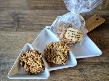 DOBROTY: Ovesné sušenky s kokosem a mandlemi