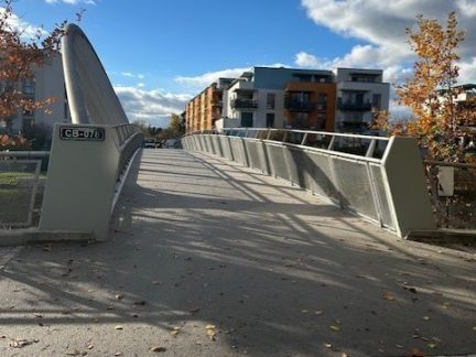 Lávka v budějovické ulici Emila Pittera byla otevřena o týden dříve