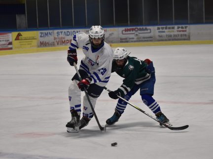 Potvrdili dominanci! Starší žáci Vimperka nasázeli Krumlovu šestnáct branek
