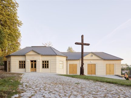 Nová smuteční síň ve Vimperku ceny nedostala. Už postup je úspěch, zní z města