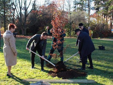 Slatinné lázně Třeboň slavily padesát let Lázeňského domu Aurora. Přivítáni byli bývalí pracovníci i veřejnost