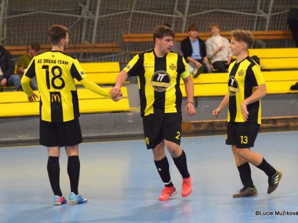 FUTSAL: Brufen si poradil s Aisinem, Chelsea podlehla Dream Teamu