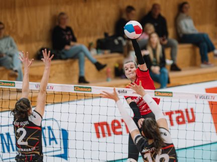 Prvoligové volejbalistky Madety na favoritky z nejvyšší soutěže nestačily